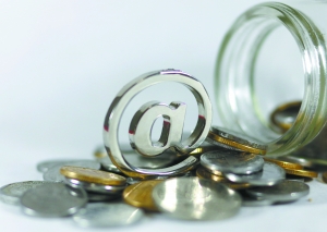 芝麻分550以上的贷款口子，都是直接通过的小额贷款